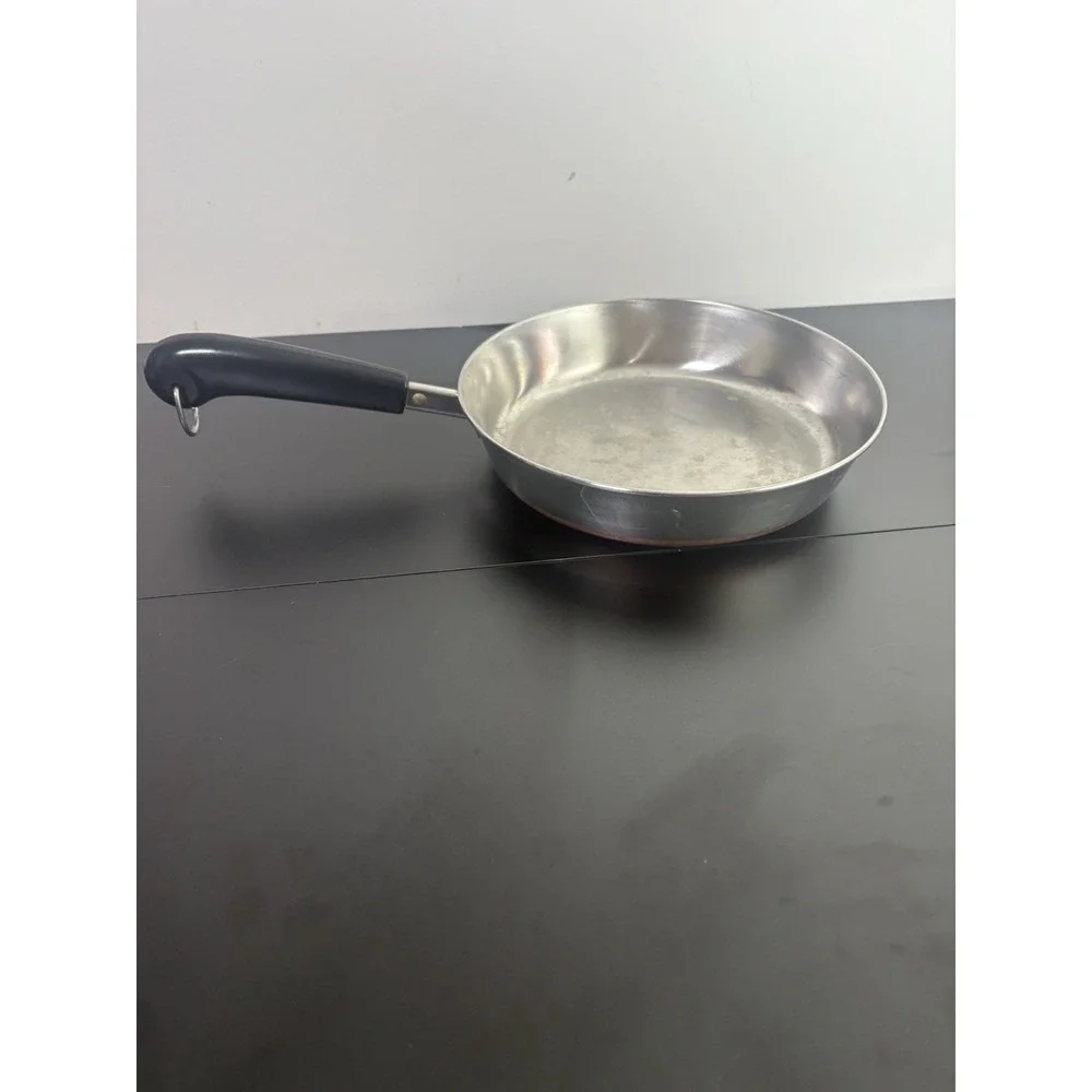 Revere Ware Stainless Steel 9-inch 1801 Copper‎ Bottom Skillet